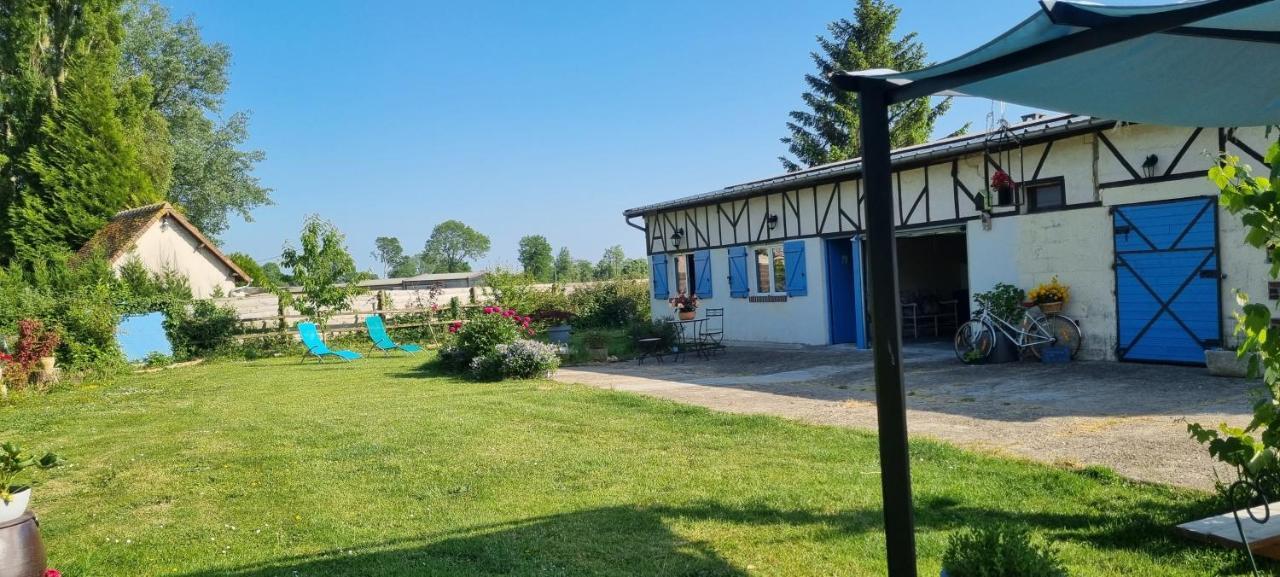 Bed and Breakfast La Cle Des Champs Asnieres  Exterior foto